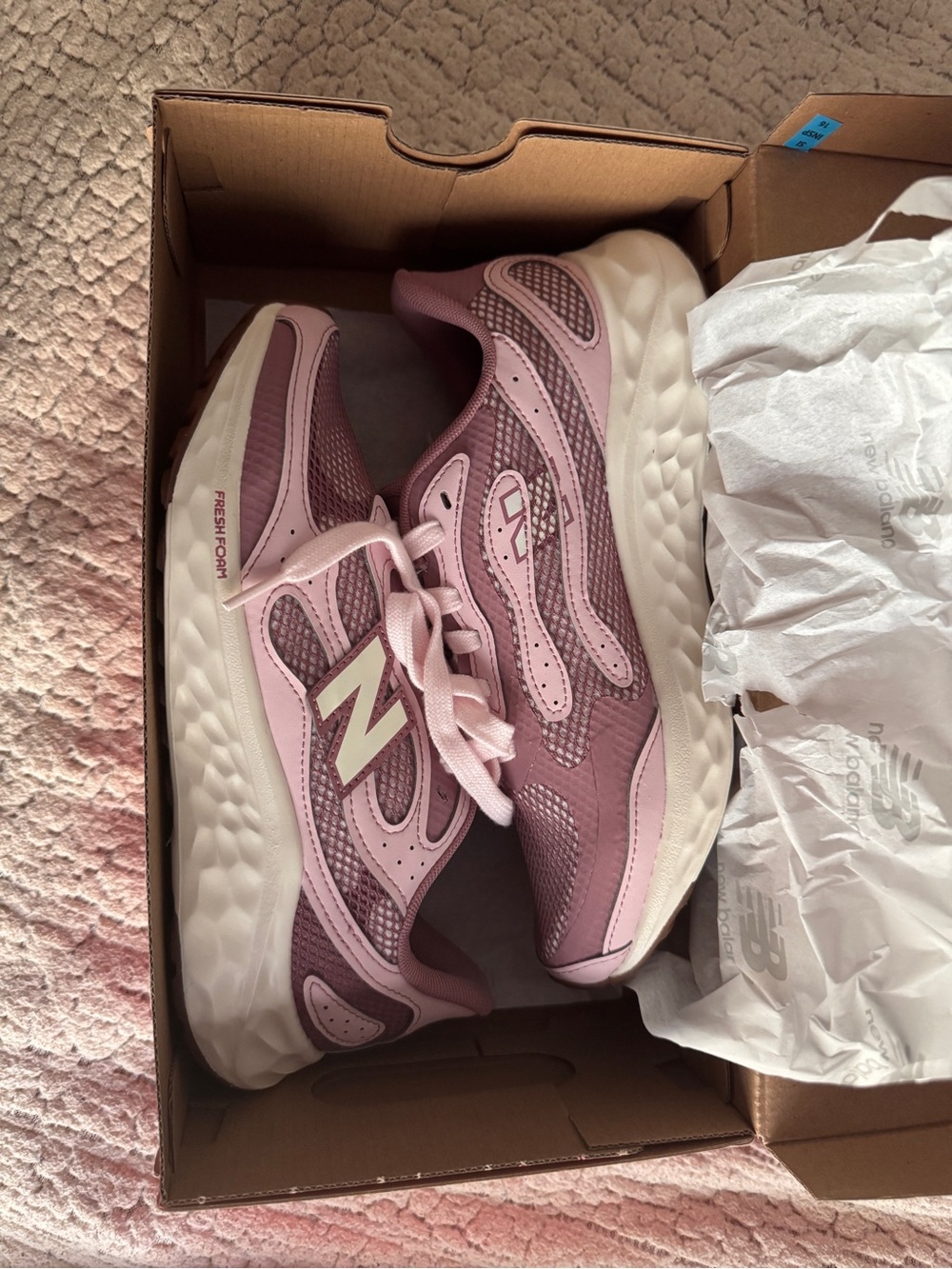 New Balance Fresh Foam Arishi 8 wide Women’s
